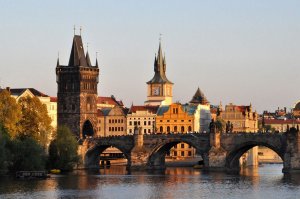 Обговорення в парламенті Чехії питання українських біженців завершилося скандалом