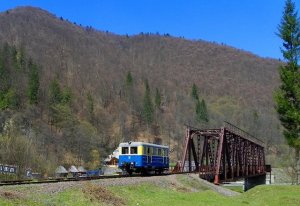 Розпочинається ремонт ділянки залізниці від станції Рахів до кордону з Румунією