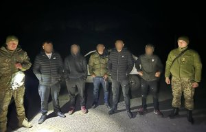 В Закарпатті біля кордону зі Словаччиною затримано 15 порушників