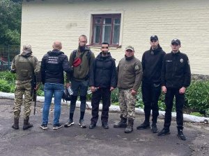 На кордоні зі Словаччиною затримали шістьох правопорушників