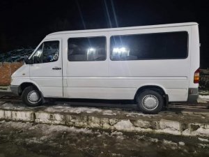 У чоловіка в Закарпатті на кордоні конфіскували мікроавтобус "Мерседес Спринтер" - подробиці