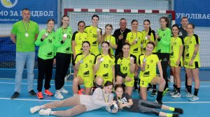 Закарпатські гандболістки – срібні призерки української Суперліги