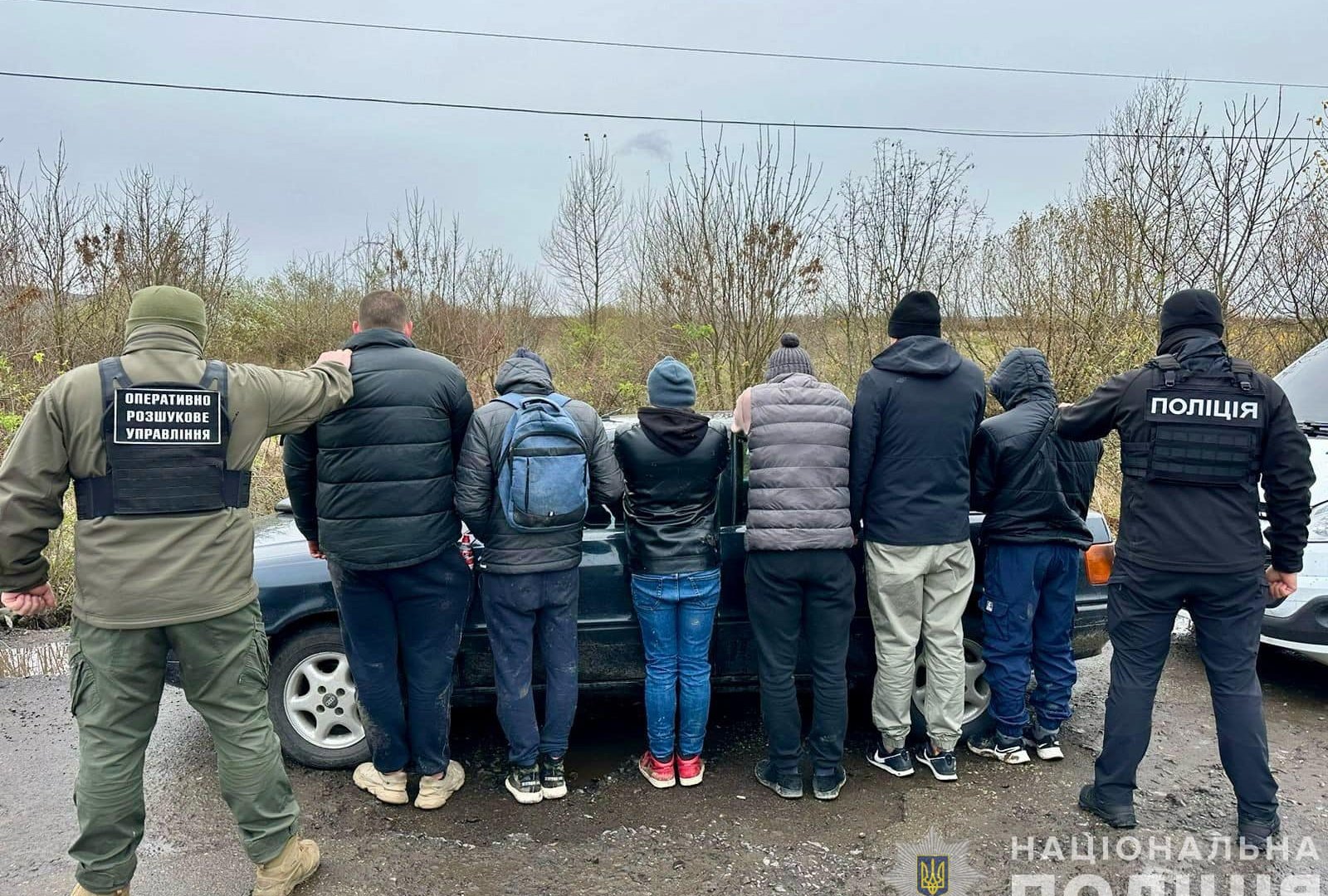 На Закарпатті поліція затримала зловмисників, які переправляли військовозобов’язаних через кордон